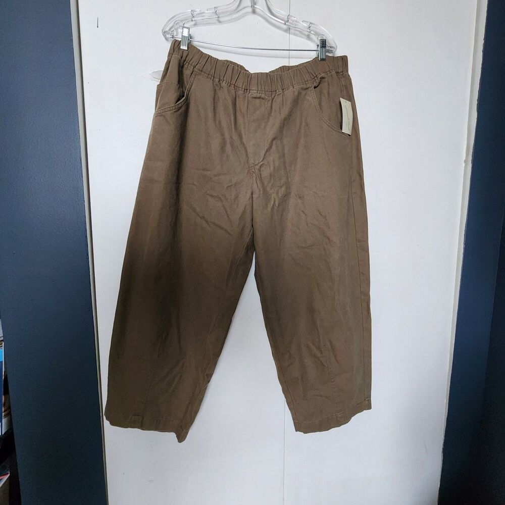Universal Thread Women olive green Cropped barrel Pants XXL travel stretch waist